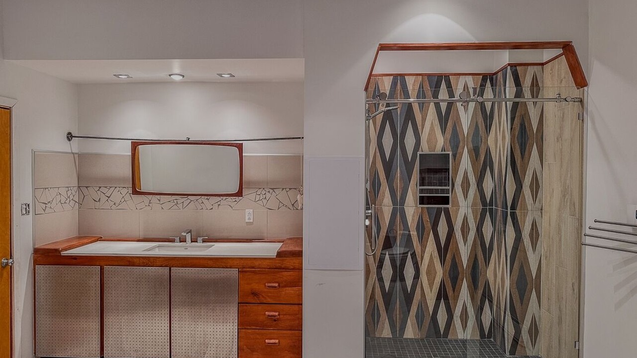 Photo of Bathroom in Ste-Lucie-des-Laurentides