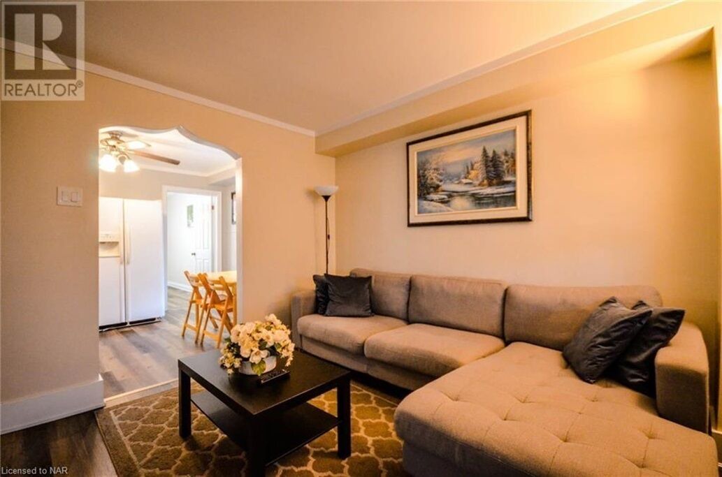Photo of Livingroom in Niagara Falls