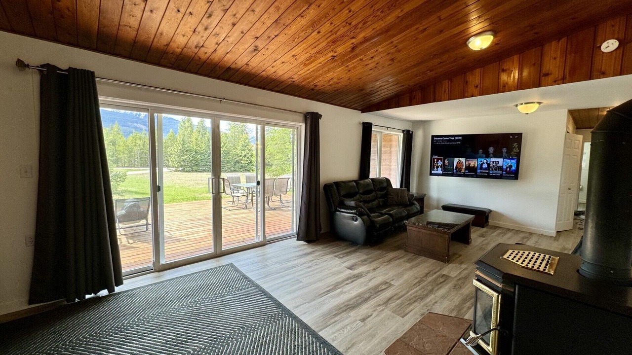 Photo of Bedroom in Valemount