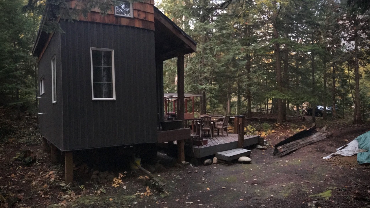 Photo of Patio Balcony in Central Kootenay