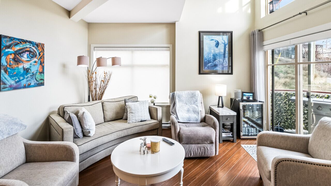 Photo of Livingroom in Central Okanagan