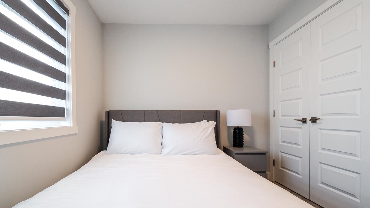 Photo of Bedroom in North Central Edmonton