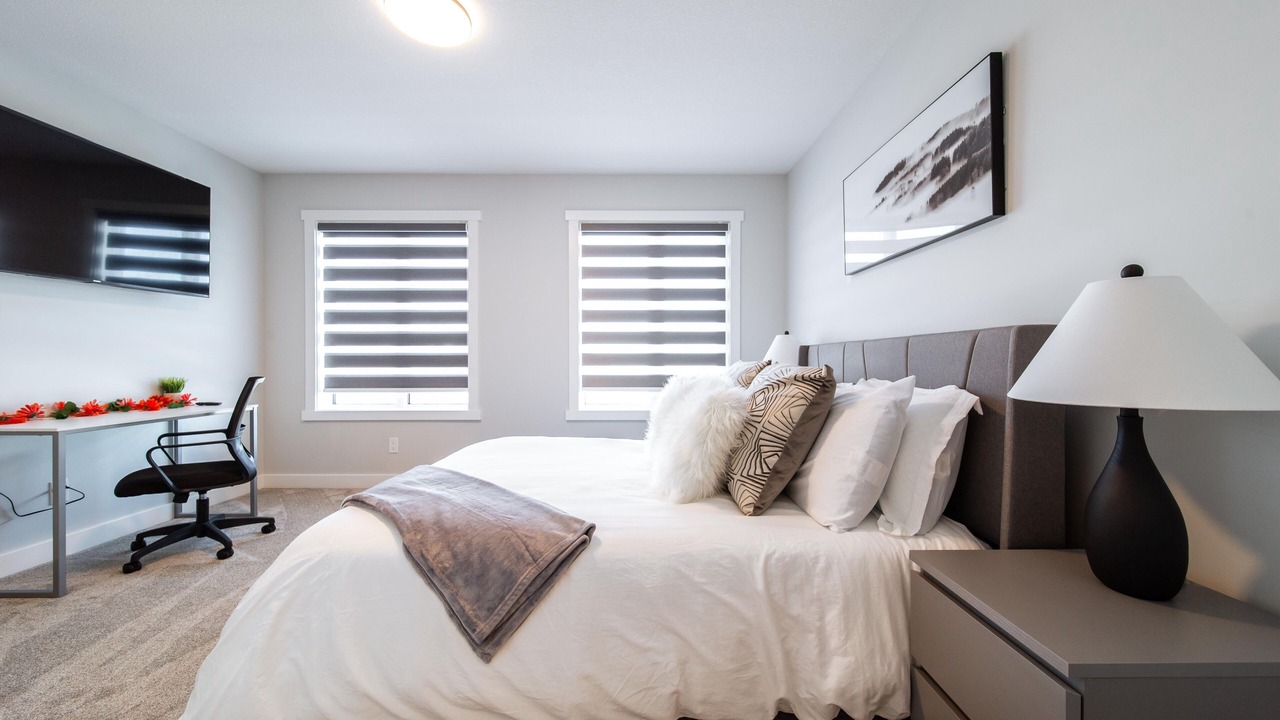 Photo of Bedroom in North Central Edmonton