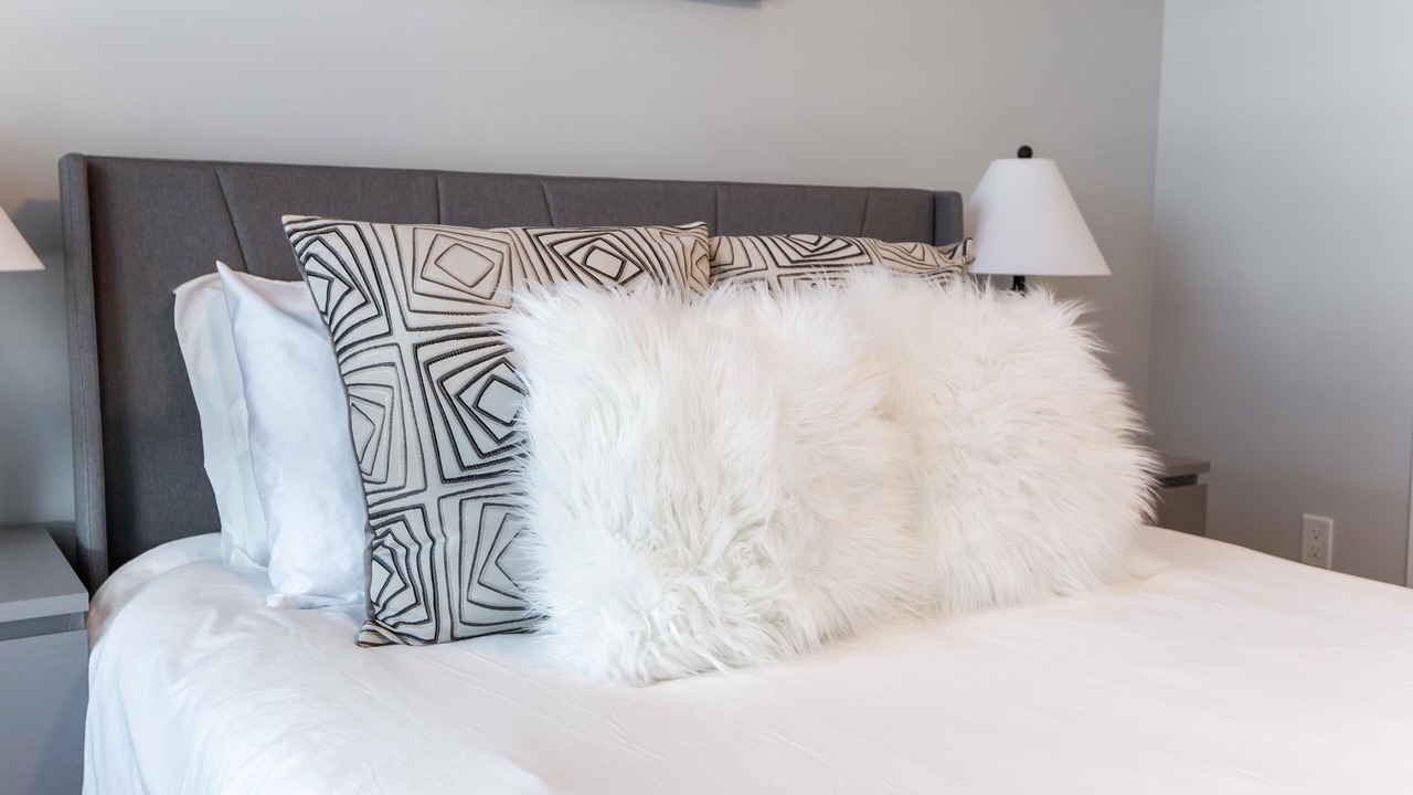 Photo of Bedroom in North Central Edmonton