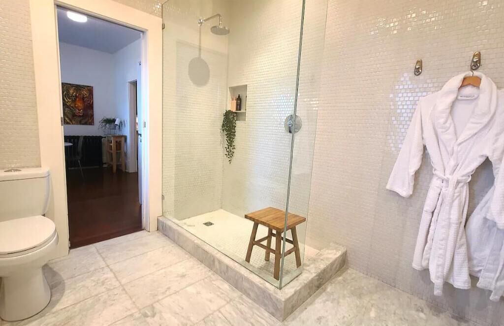 Photo of Bathroom in East Side