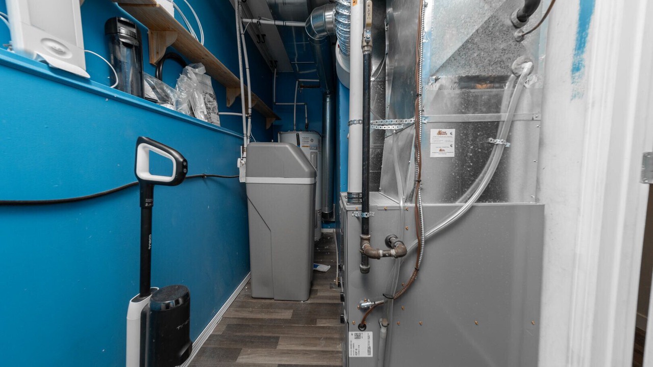 Photo of Bathroom in Gonor Station