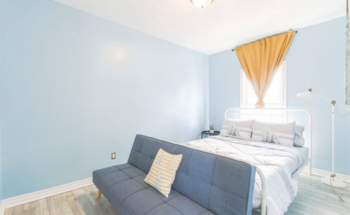 Photo of Bedroom in Niagara Falls