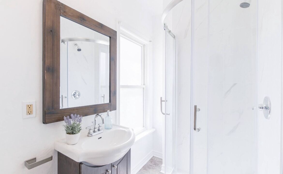 Photo of Bathroom in Niagara Falls