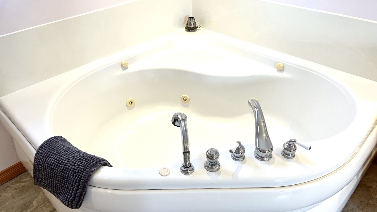 Photo of Bathroom in Selwyn