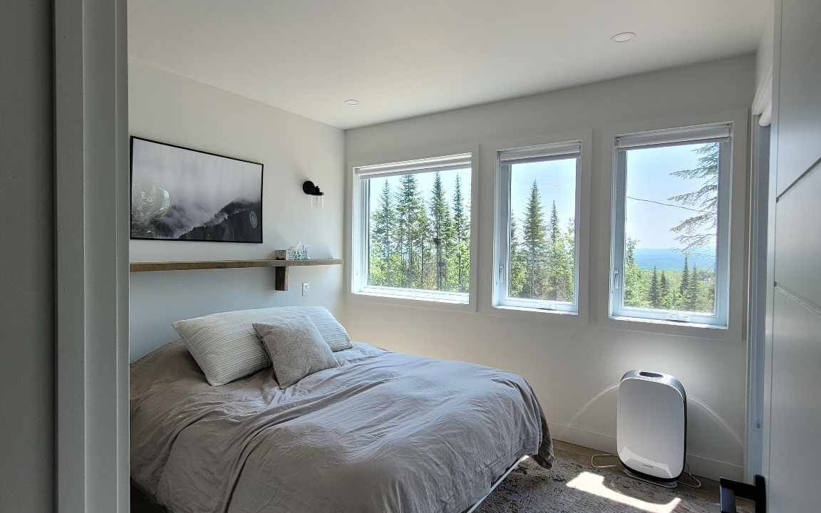 Photo of Bedroom in Adstock