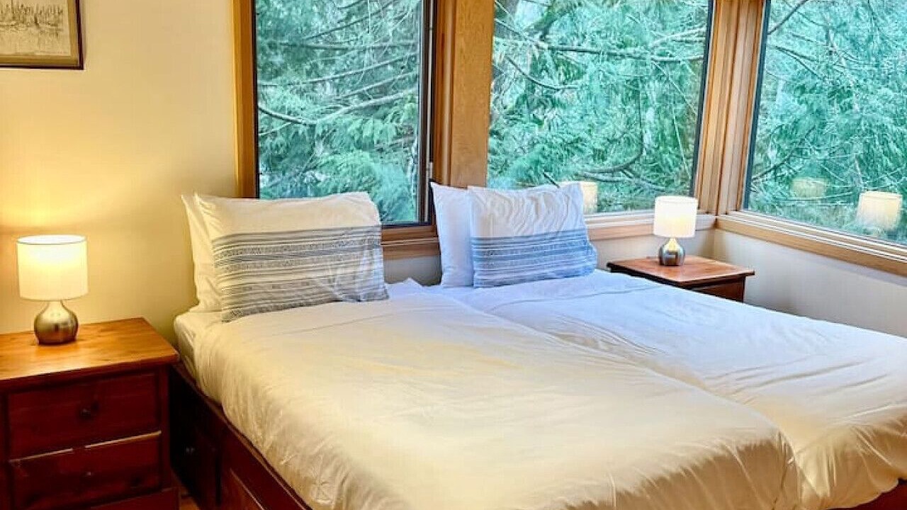 Photo of Bedroom in Bowen Island