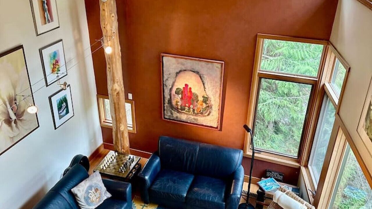 Photo of Livingroom in Bowen Island