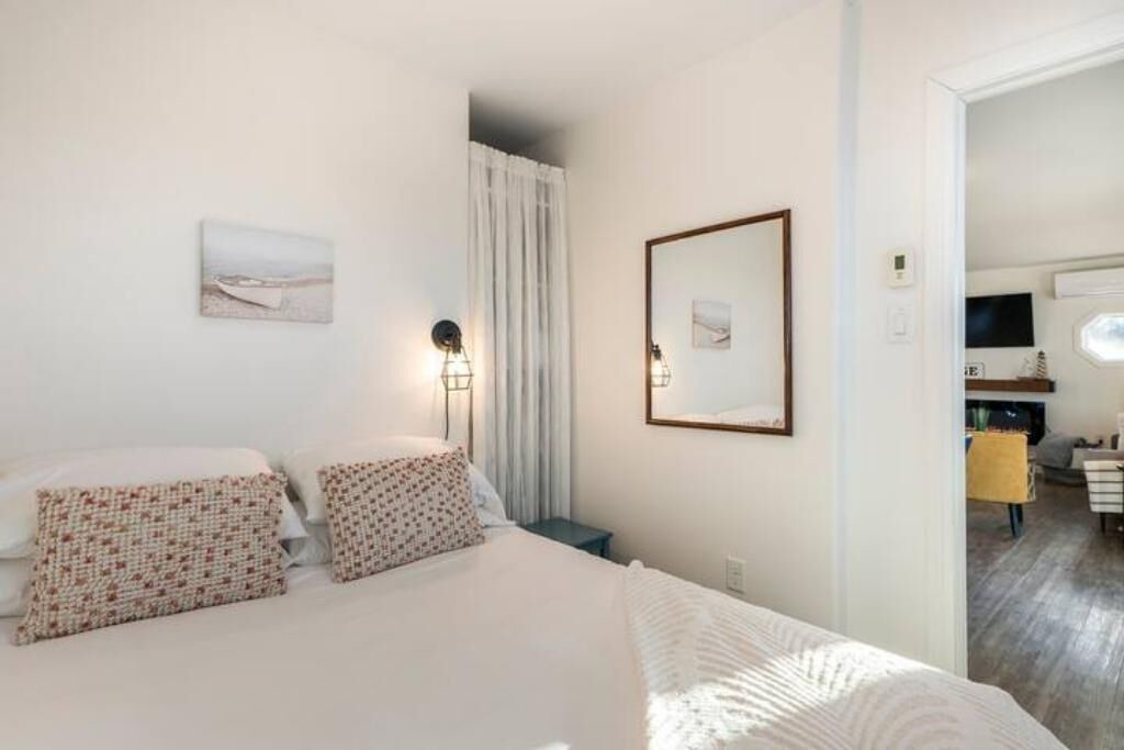 Photo of Bedroom in Sambro