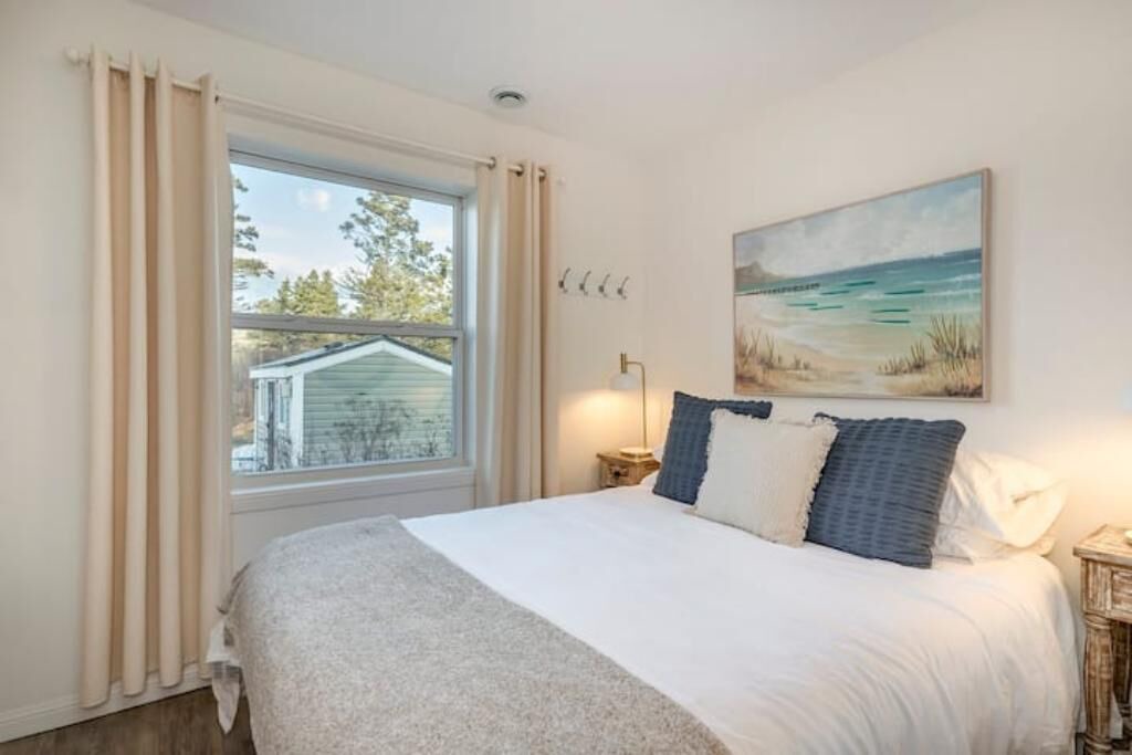 Photo of Bedroom in Sambro
