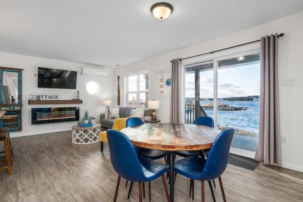 Photo of Livingroom in Sambro