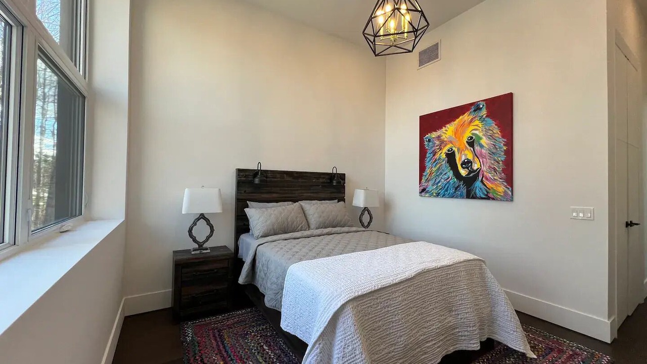 Photo of Bedroom in Port Carling
