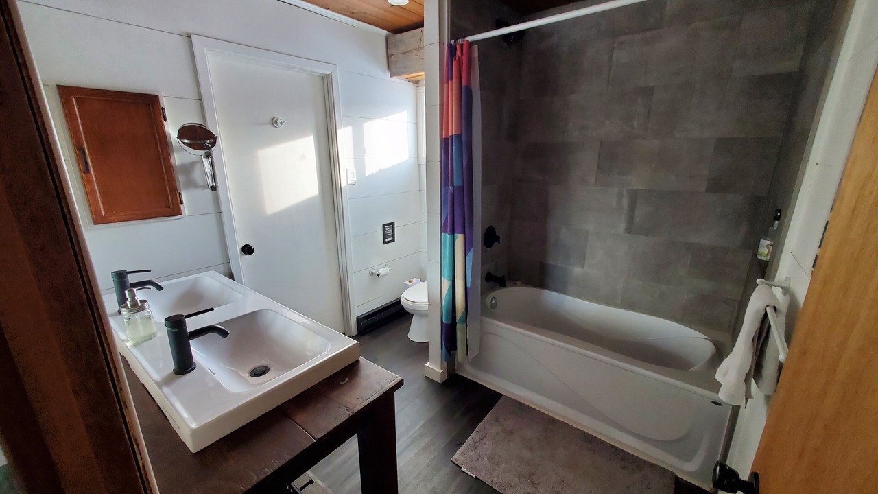 Photo of Bathroom in Trent Lakes