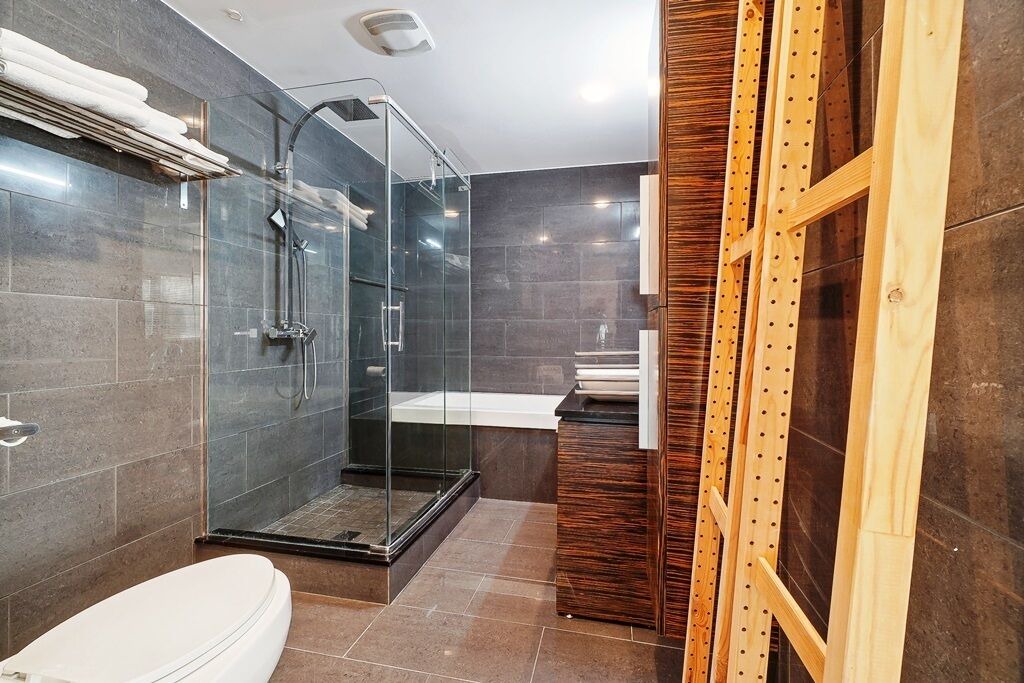Photo of Bathroom in Gay Village
