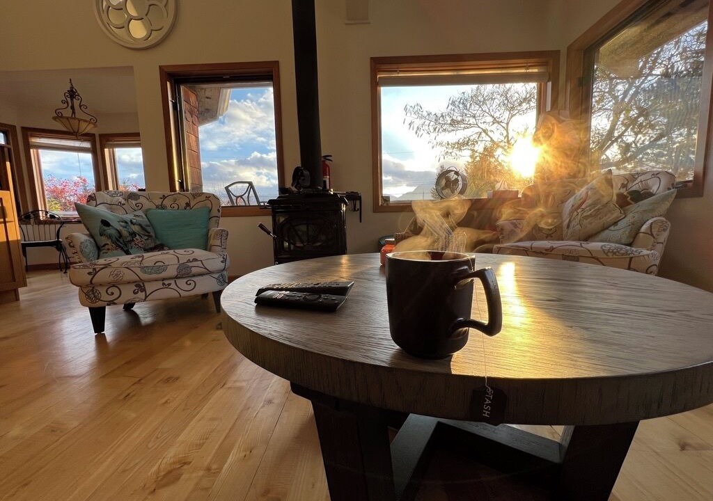 Photo of Bedroom in Fanny Bay