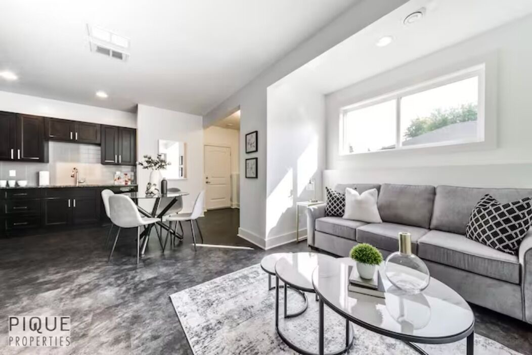 Photo of Livingroom in Jasper Place
