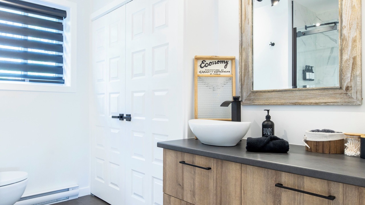 Photo of Bathroom in Saint Come