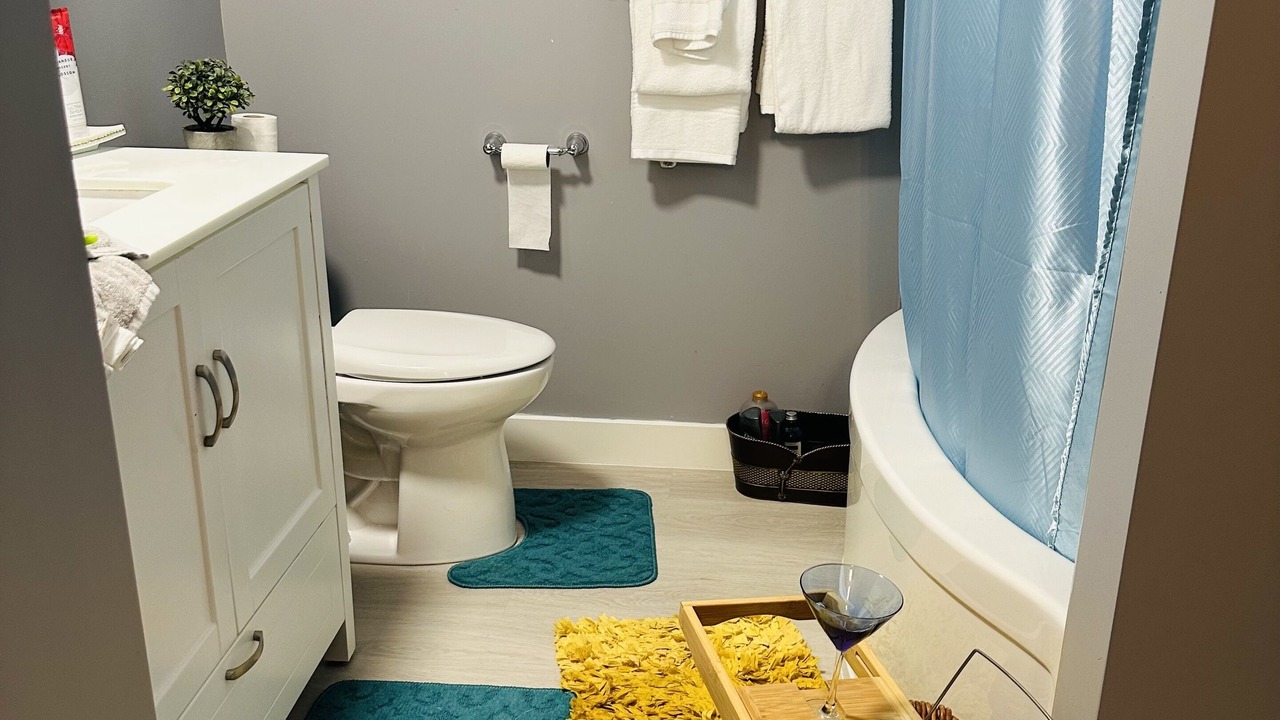 Photo of Bathroom in Delta