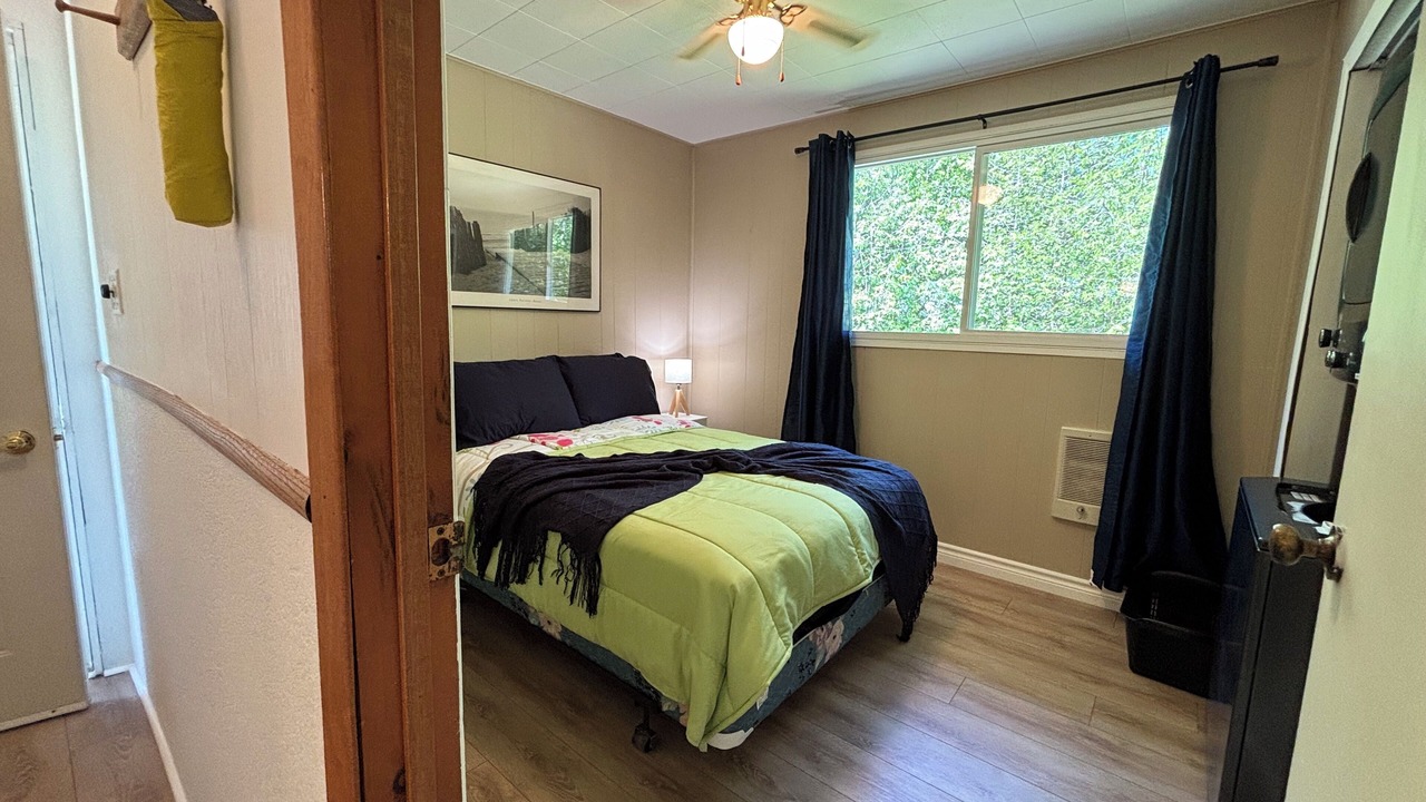 Photo of Bedroom in Sauble Beach