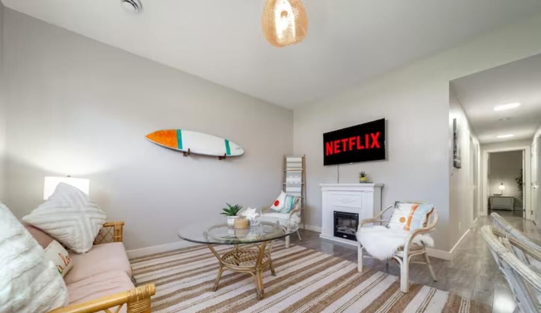 Photo of Livingroom in North Central Edmonton