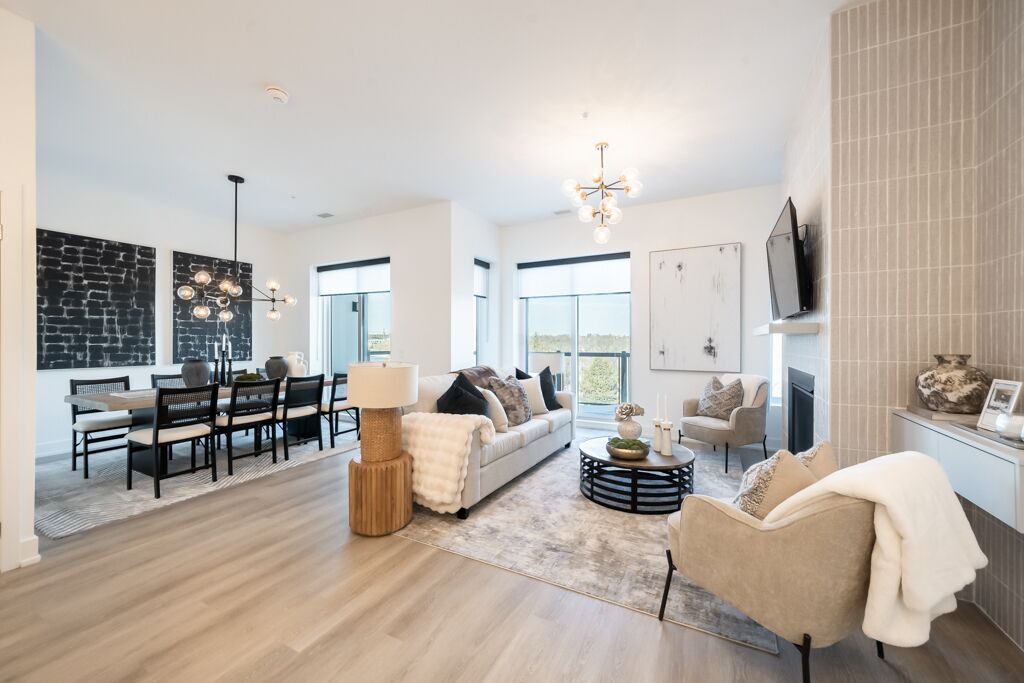 Photo of Livingroom in Fenelon Falls