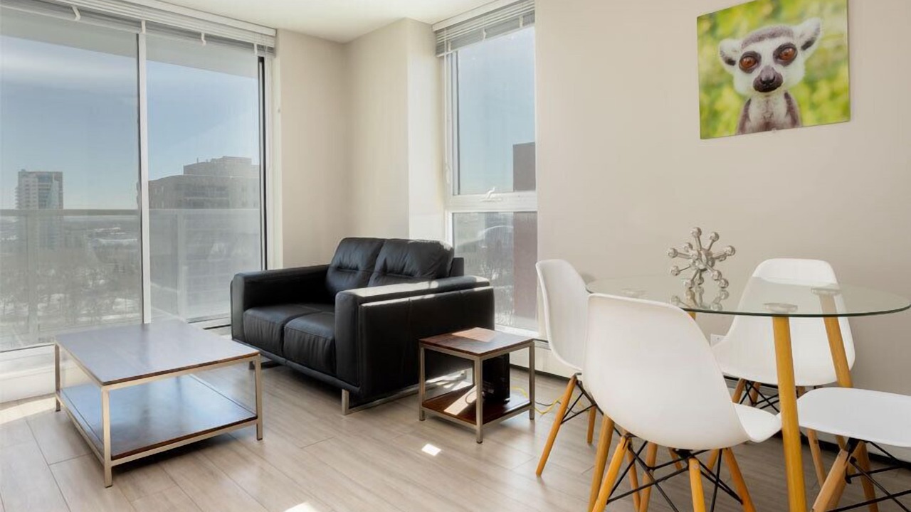 Photo of Livingroom in North Central Edmonton