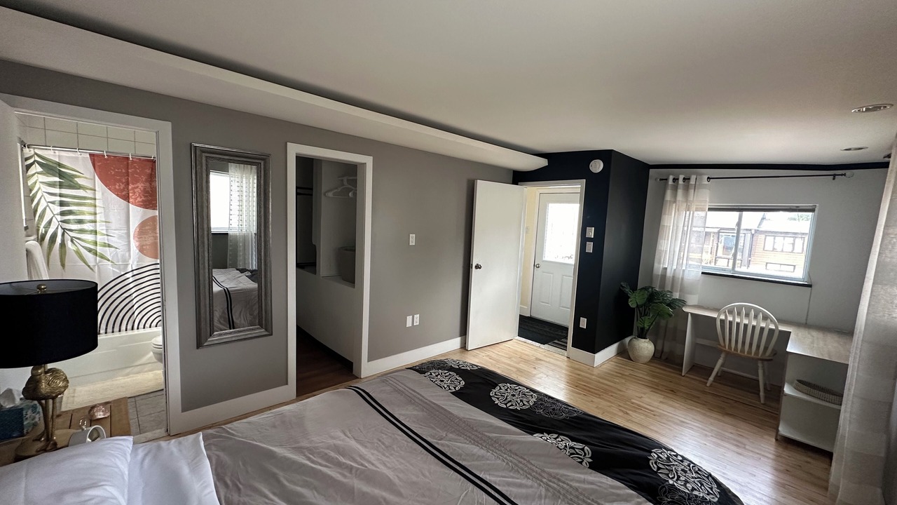 Photo of Bedroom in Deux-Montagnes