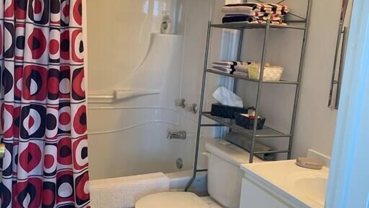 Photo of Bathroom in Twillingate