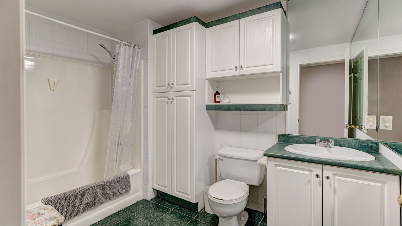 Photo of Bathroom in Quartier des Spectacles