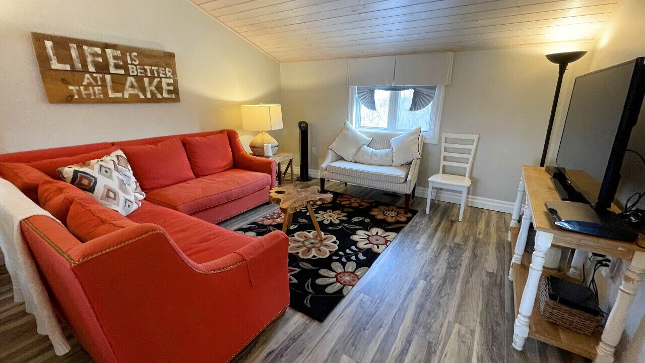 Photo of Livingroom in Havelock-Belmont-Methuen