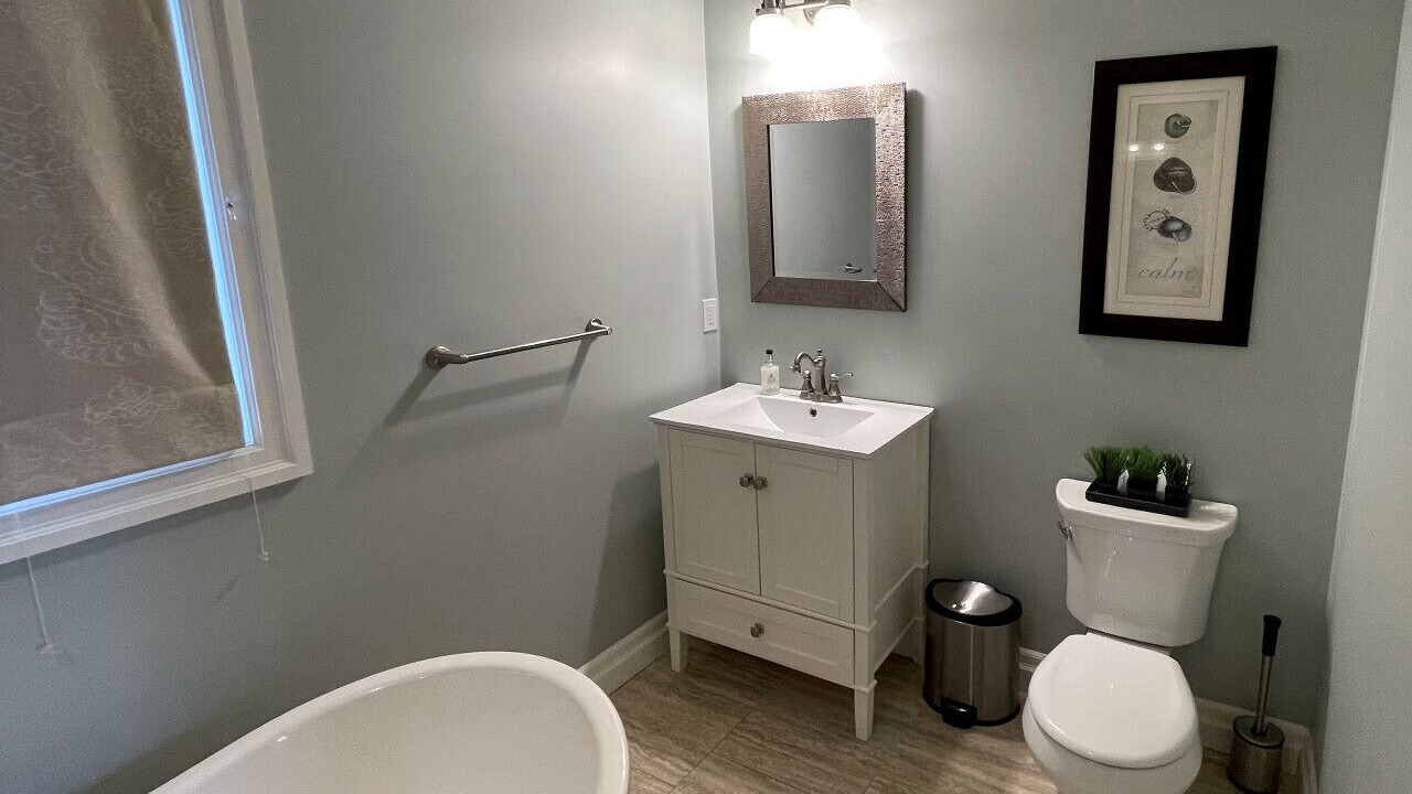Photo of Bathroom in Havelock-Belmont-Methuen