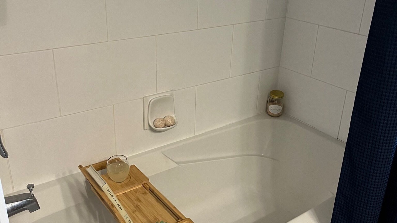 Photo of Bathroom in Lindell Beach