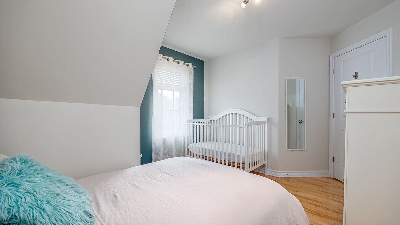 Photo of Bedroom in Aylmer