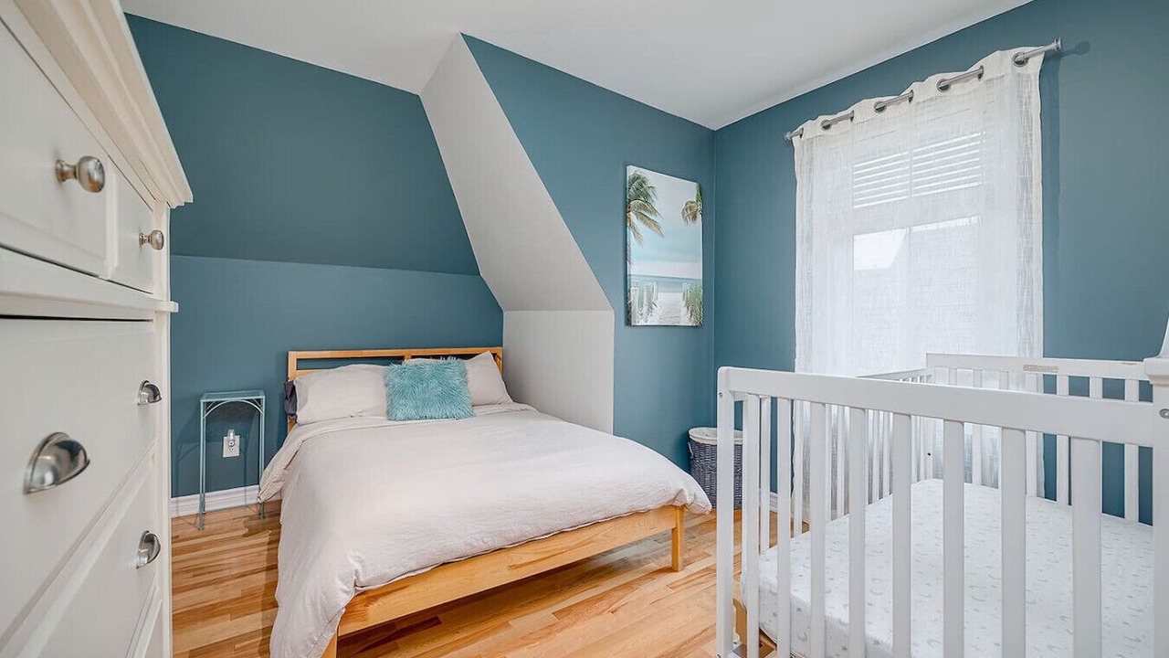 Photo of Bedroom in Aylmer