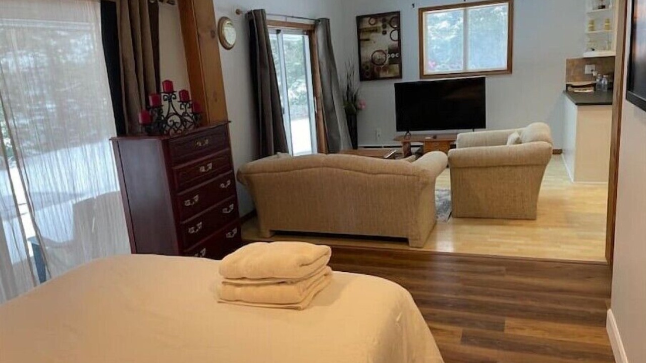 Photo of Bedroom in Springwater