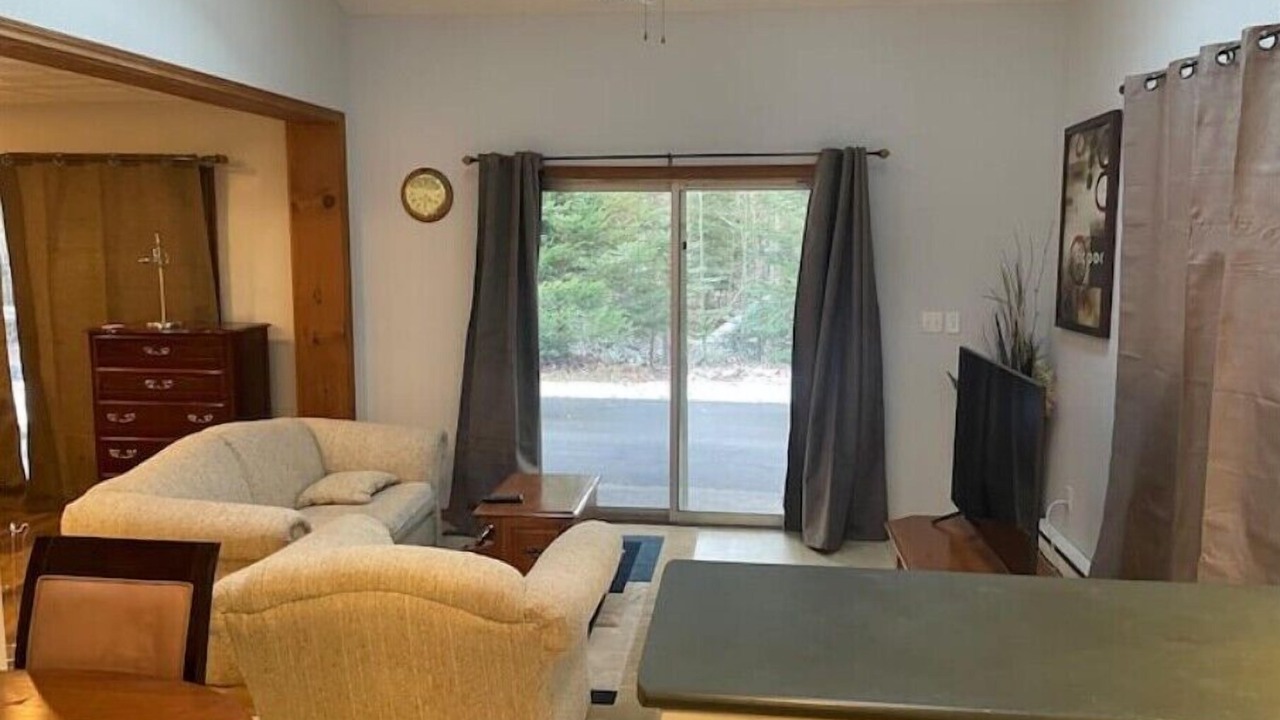 Photo of Livingroom in Springwater