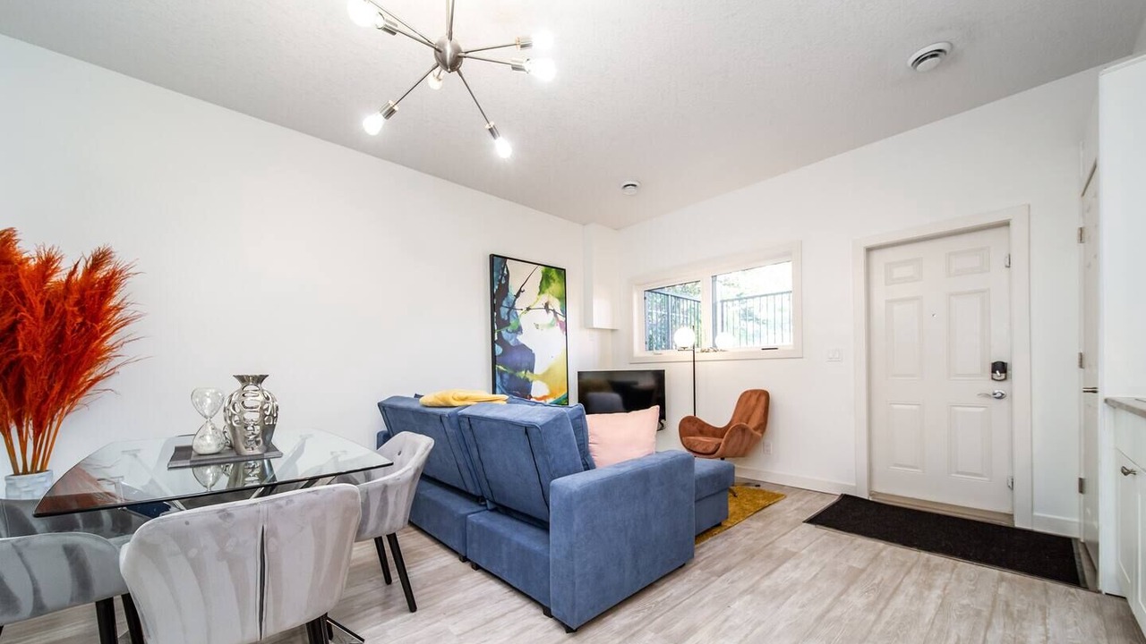 Photo of Livingroom in Jasper Place
