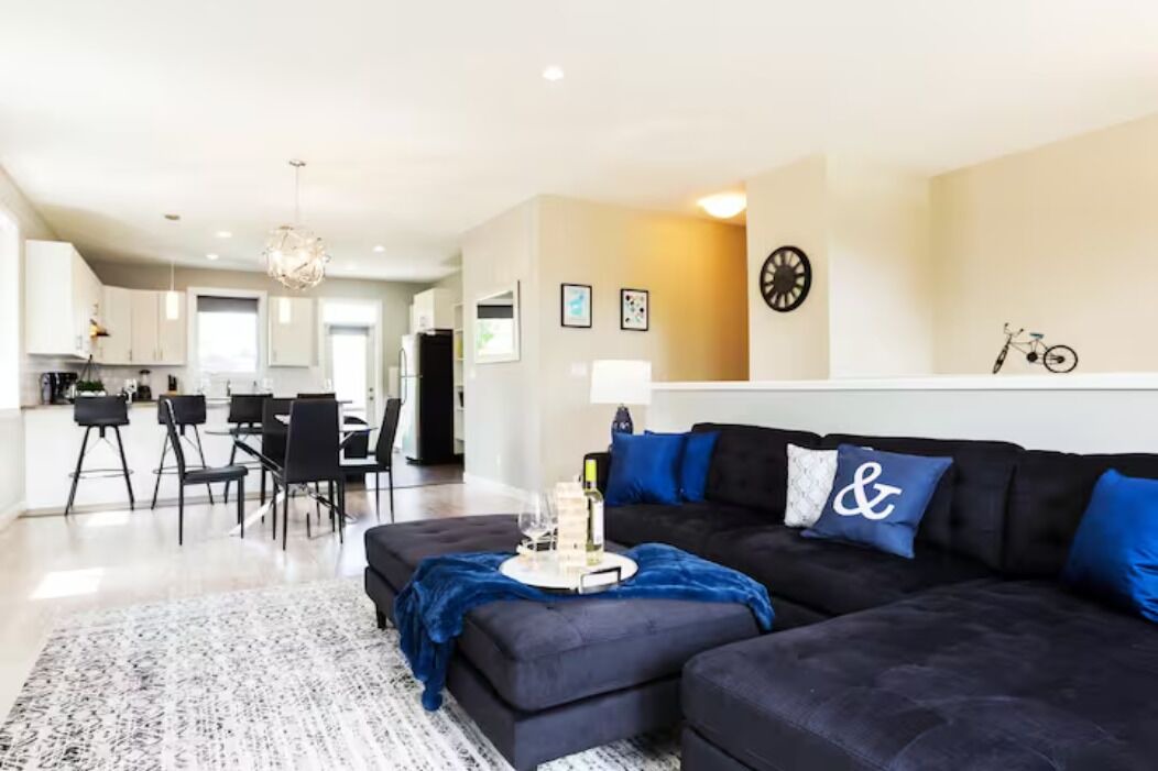 Photo of Livingroom in Jasper Place