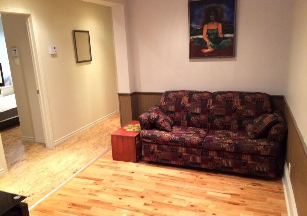 Photo of Livingroom in Laval