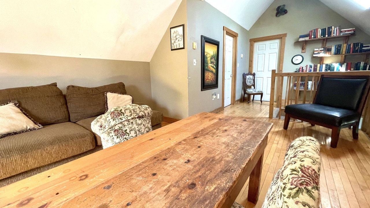 Photo of Livingroom in Keswick Ridge