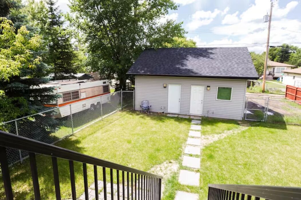Photo of Outdoor in Jasper Place