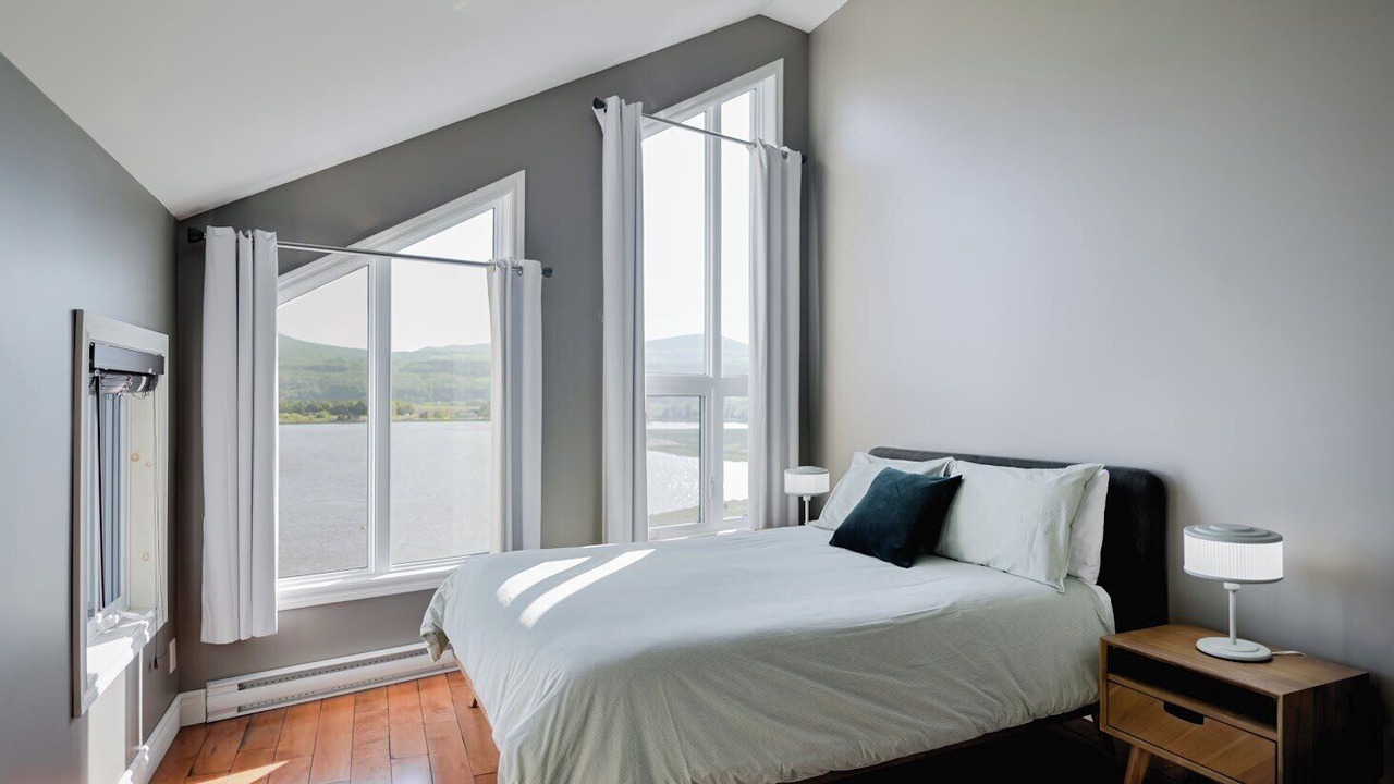 Photo of Bedroom in Baie-St-Paul