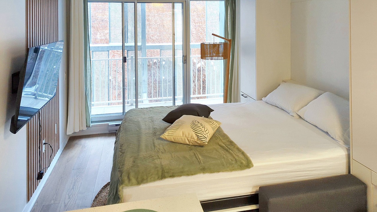Photo of Bedroom in Quartier des Spectacles