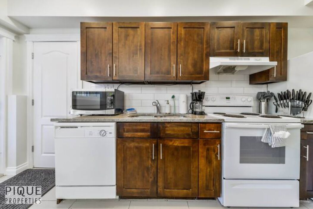 Photo of Kitchen in Jasper Place
