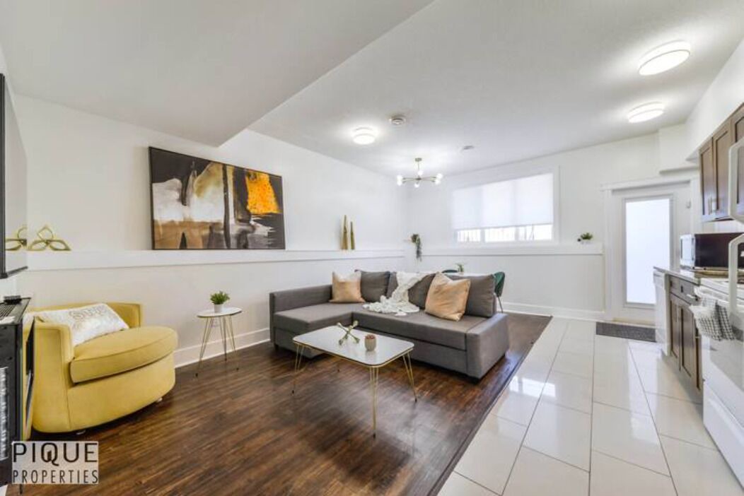 Photo of Livingroom in Jasper Place
