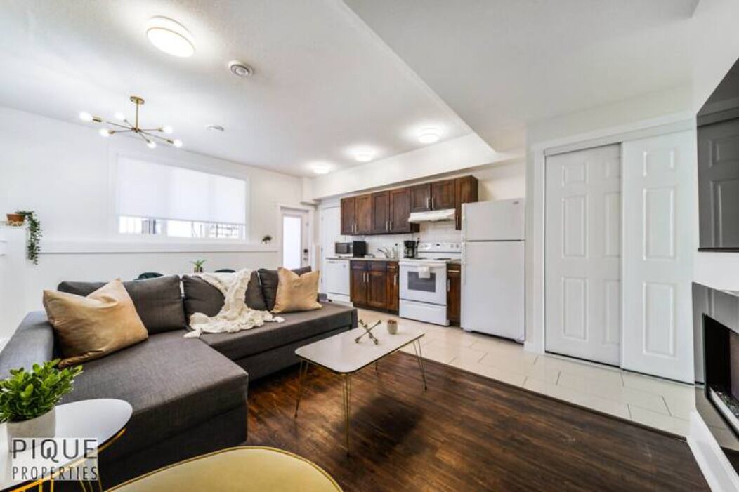 Photo of Livingroom in Jasper Place